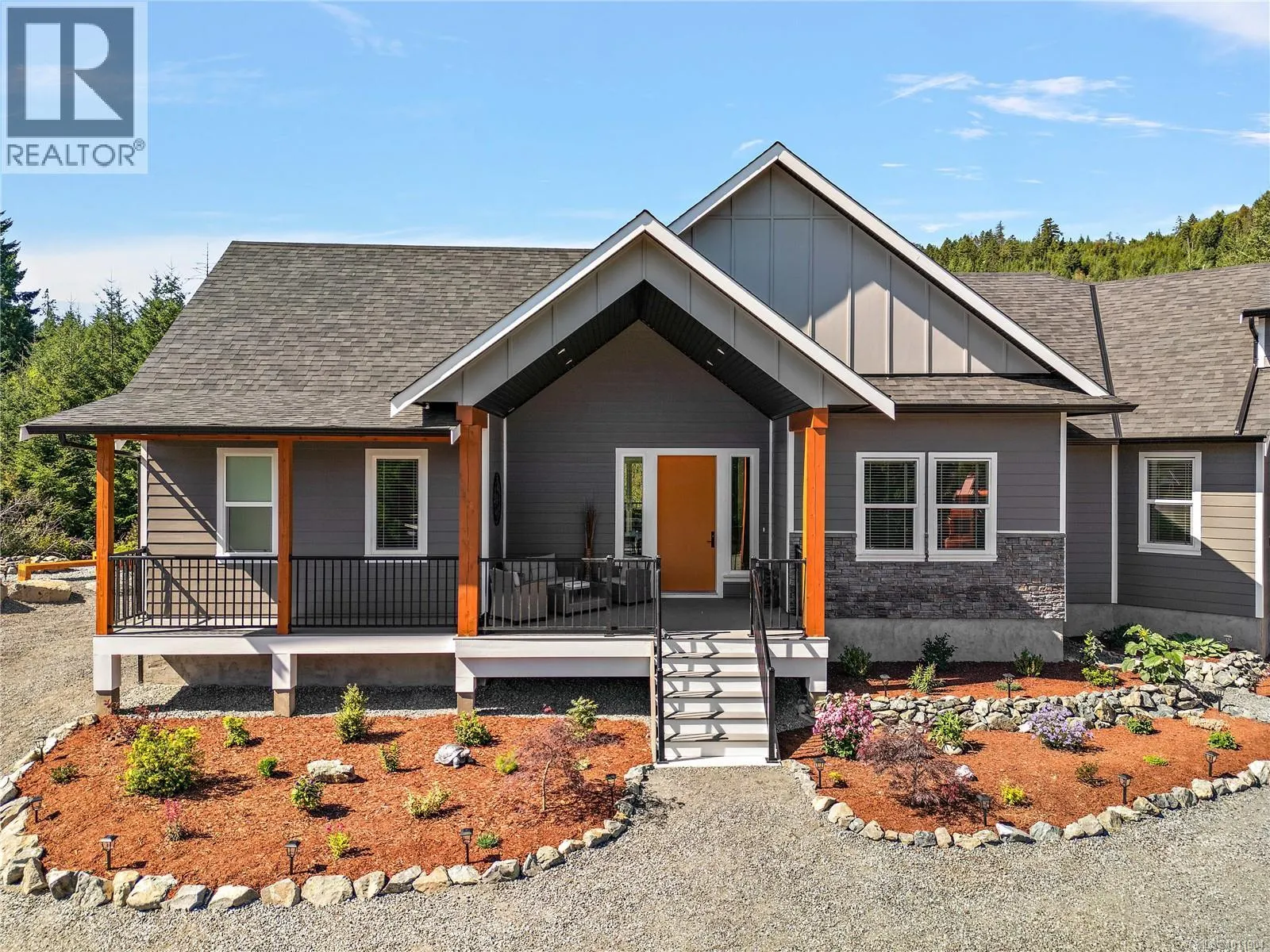 3870 Goldstream Heights Dr