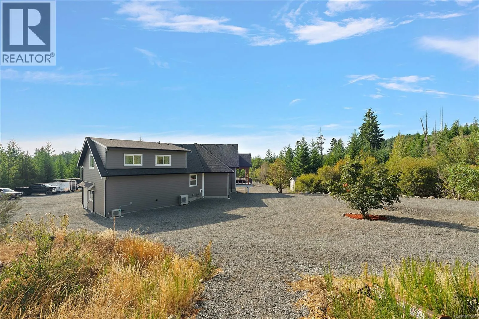3870 Goldstream Heights Dr