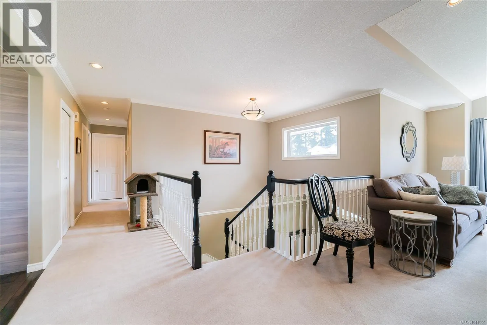 5320 Kenwill Dr
