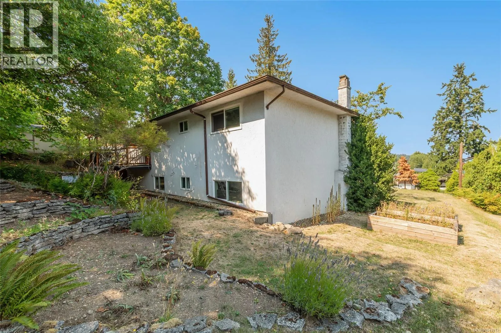 43 Roberta Rd E