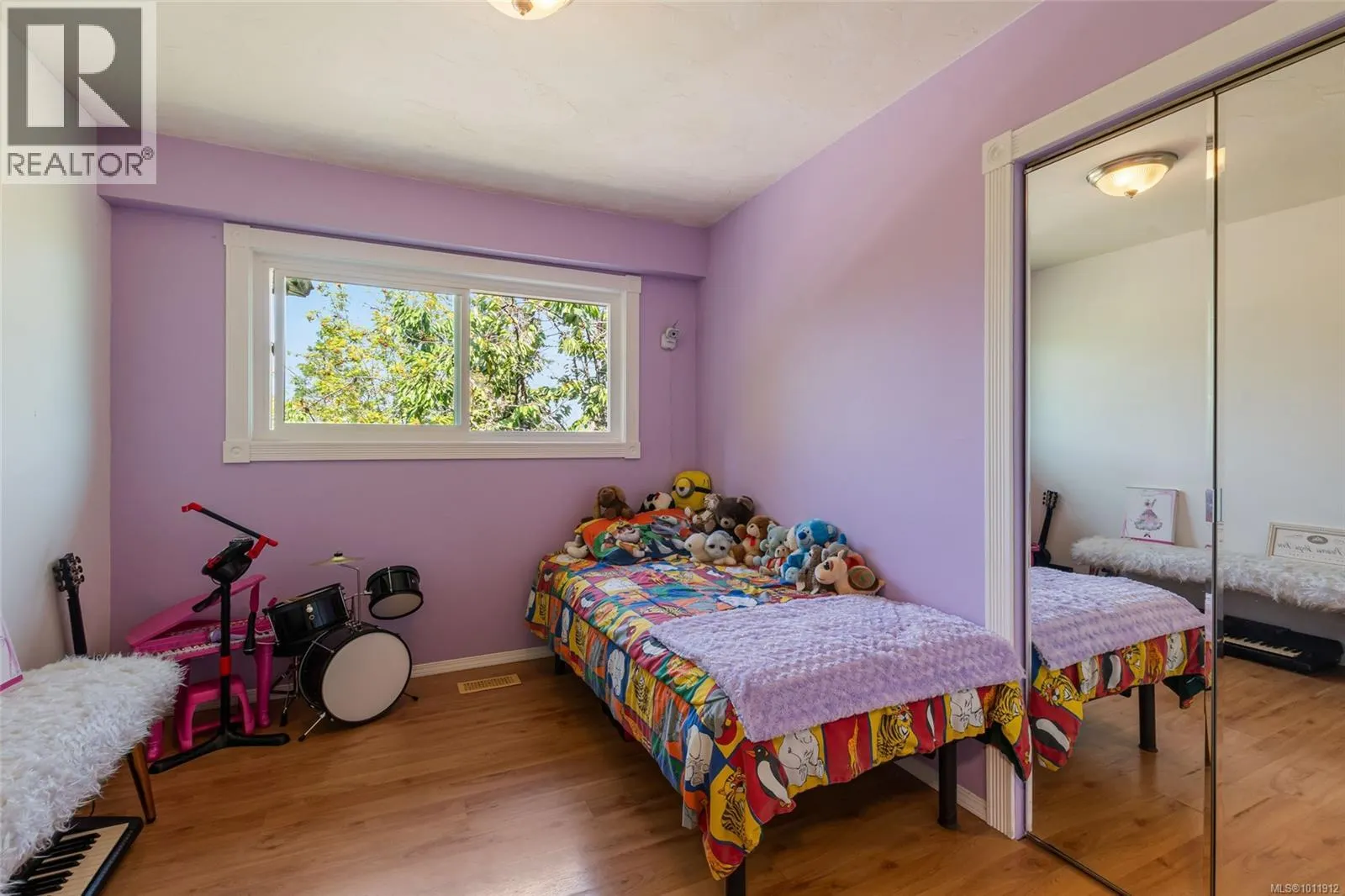 43 Roberta Rd E