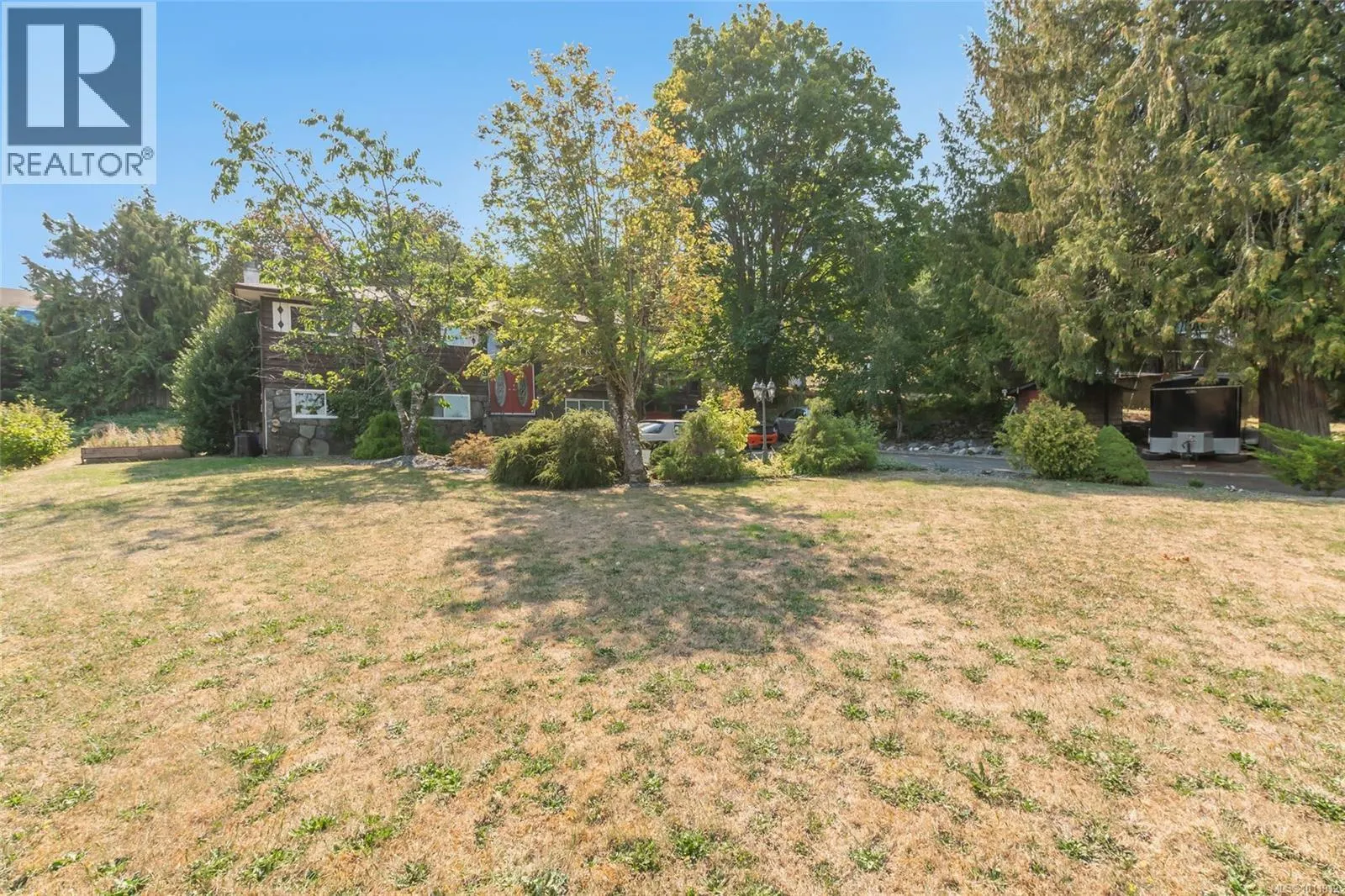 43 Roberta Rd E