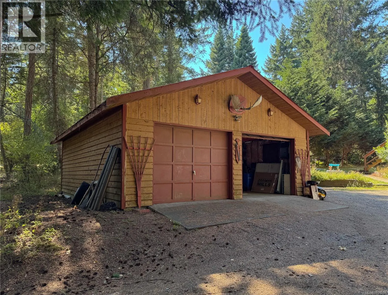 1545 Whalebone Dr