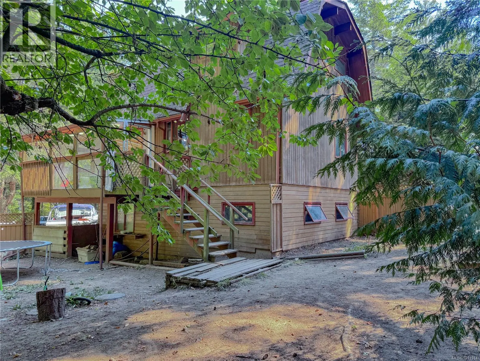 1545 Whalebone Dr