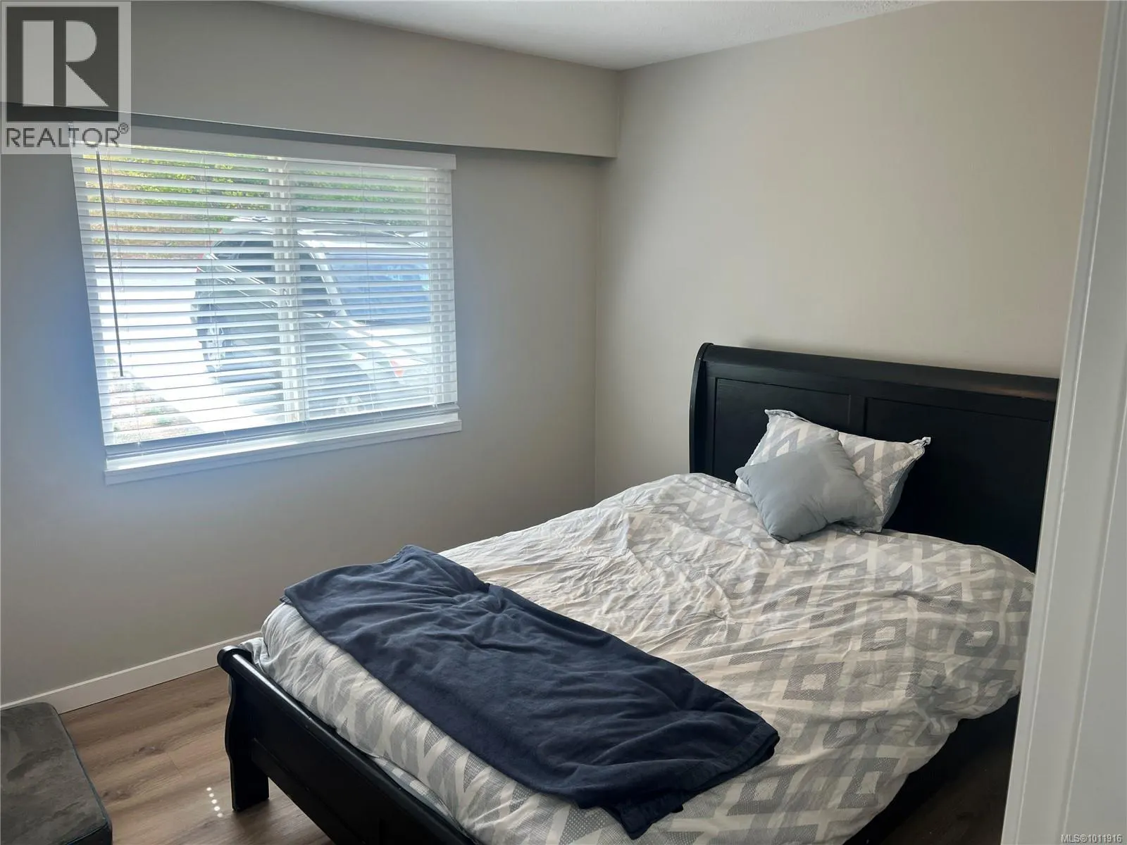 125 Arbutus Cres