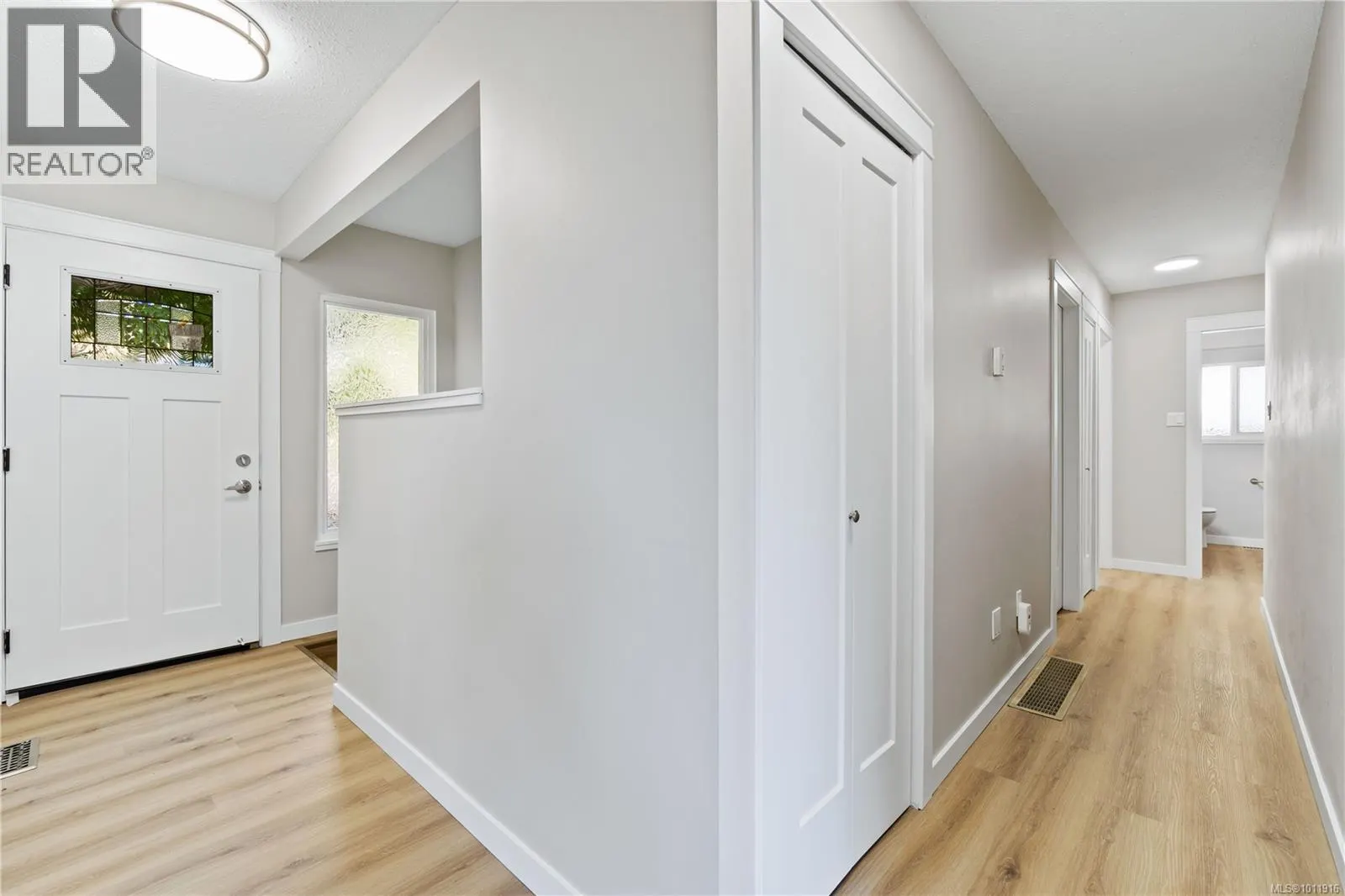 125 Arbutus Cres