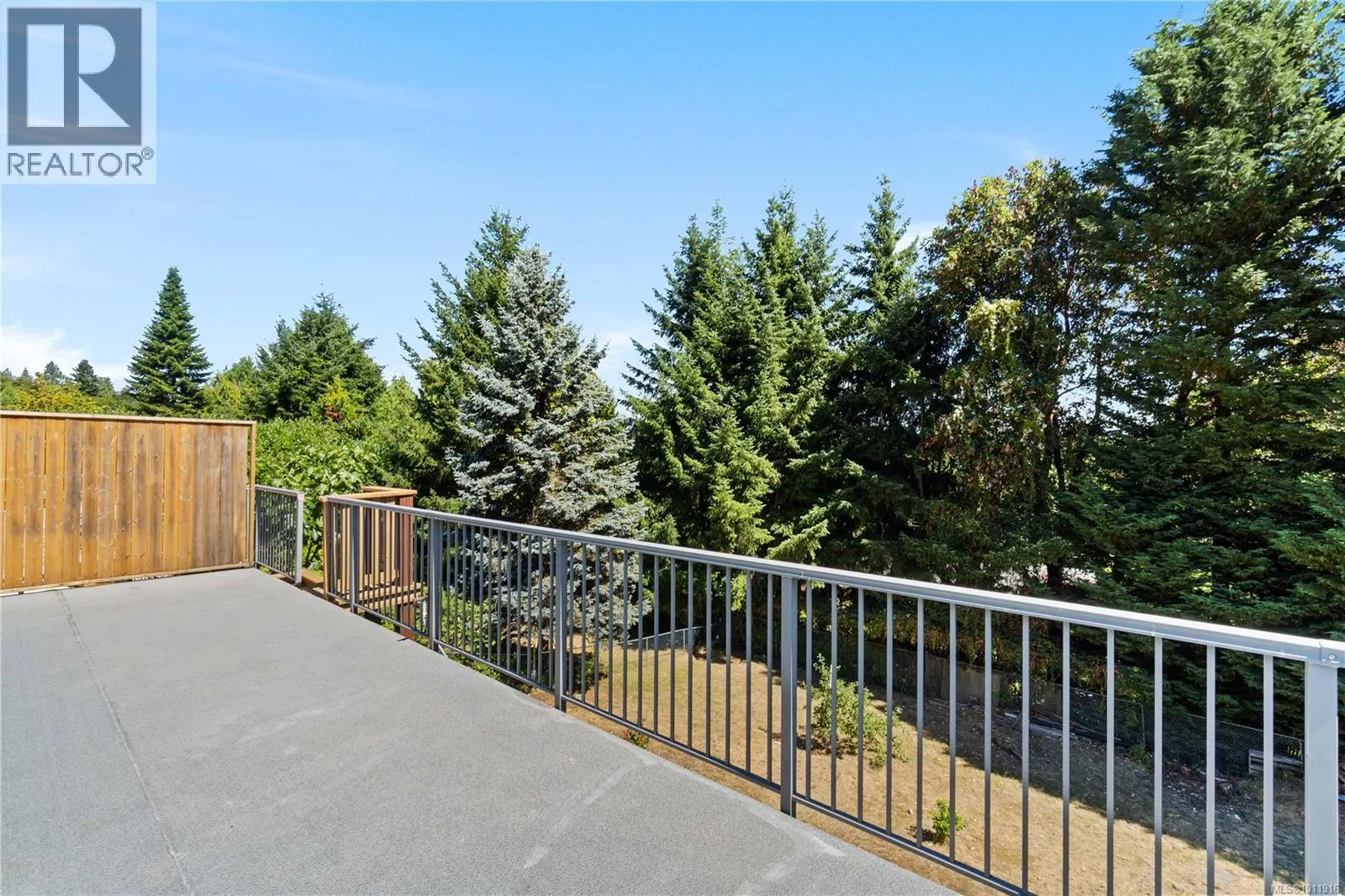 125 Arbutus Cres