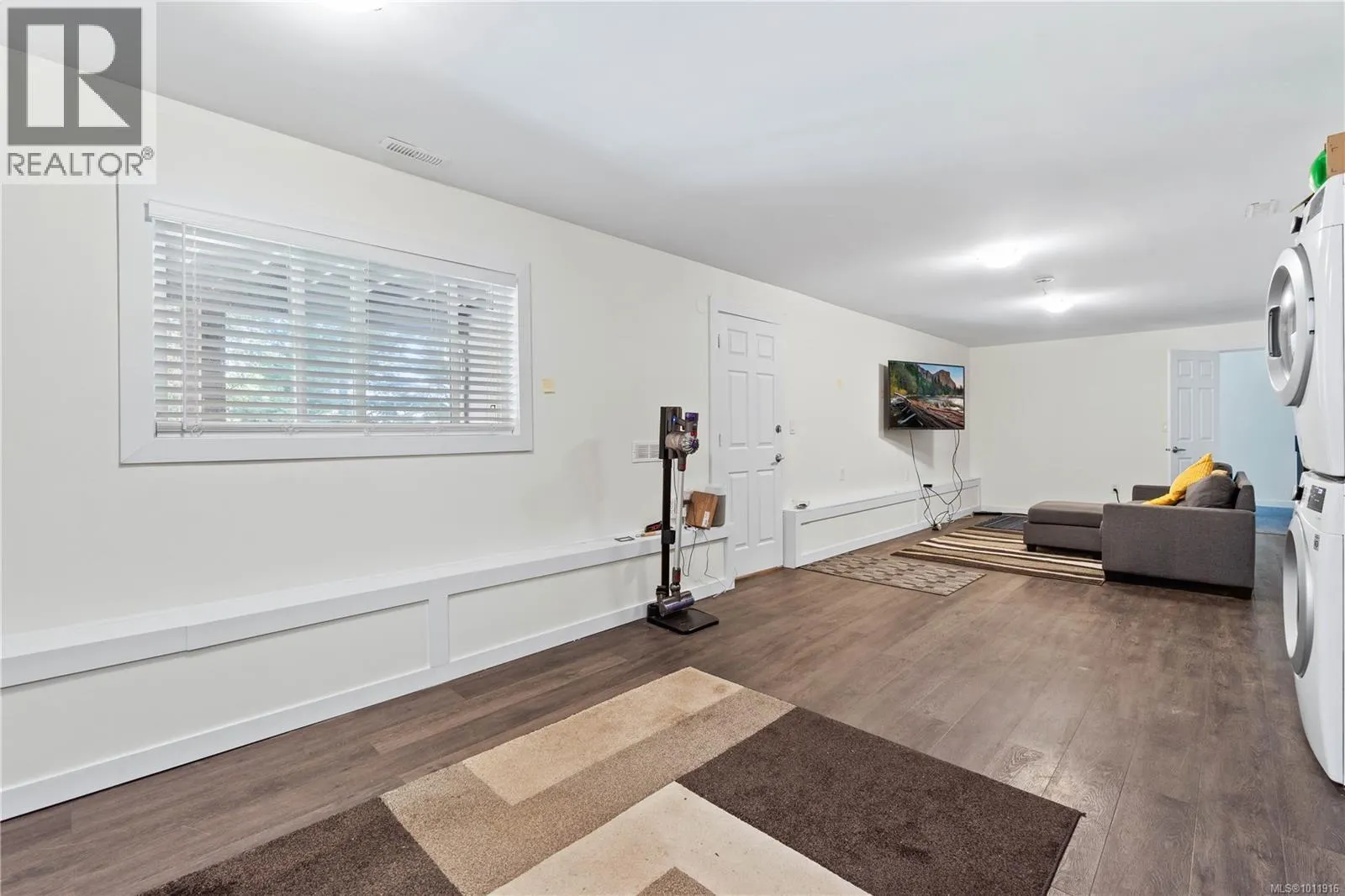 125 Arbutus Cres
