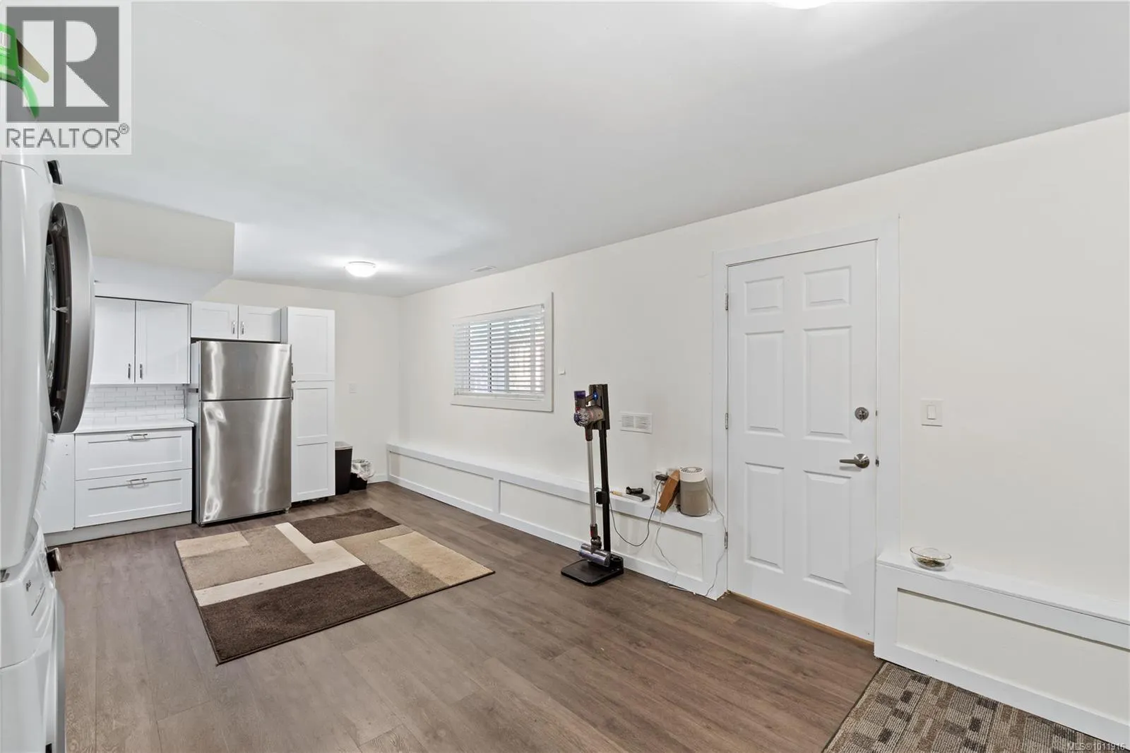 125 Arbutus Cres