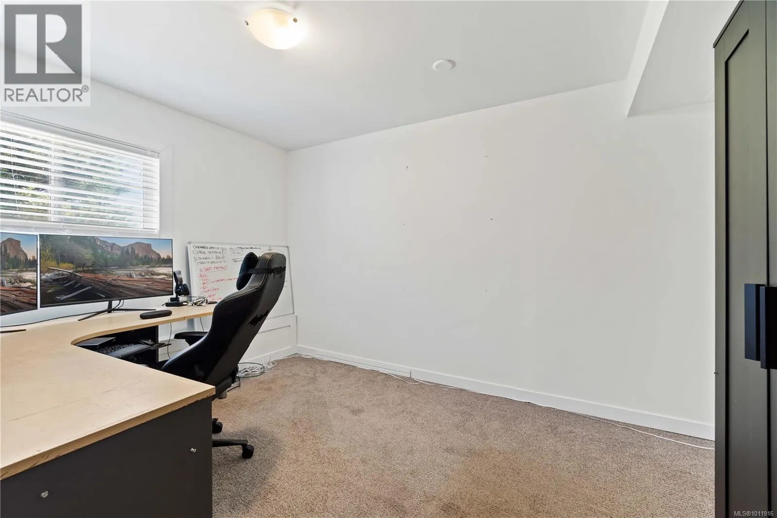 125 Arbutus Cres