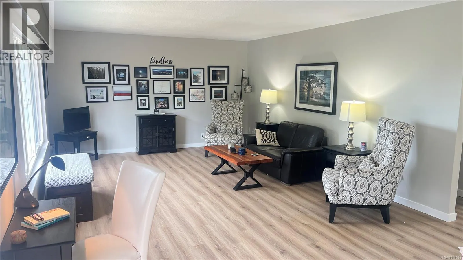 125 Arbutus Cres