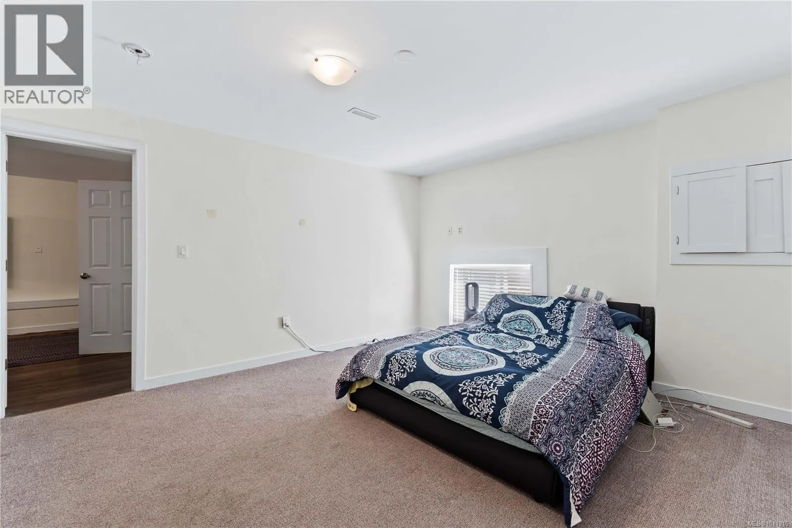 125 Arbutus Cres