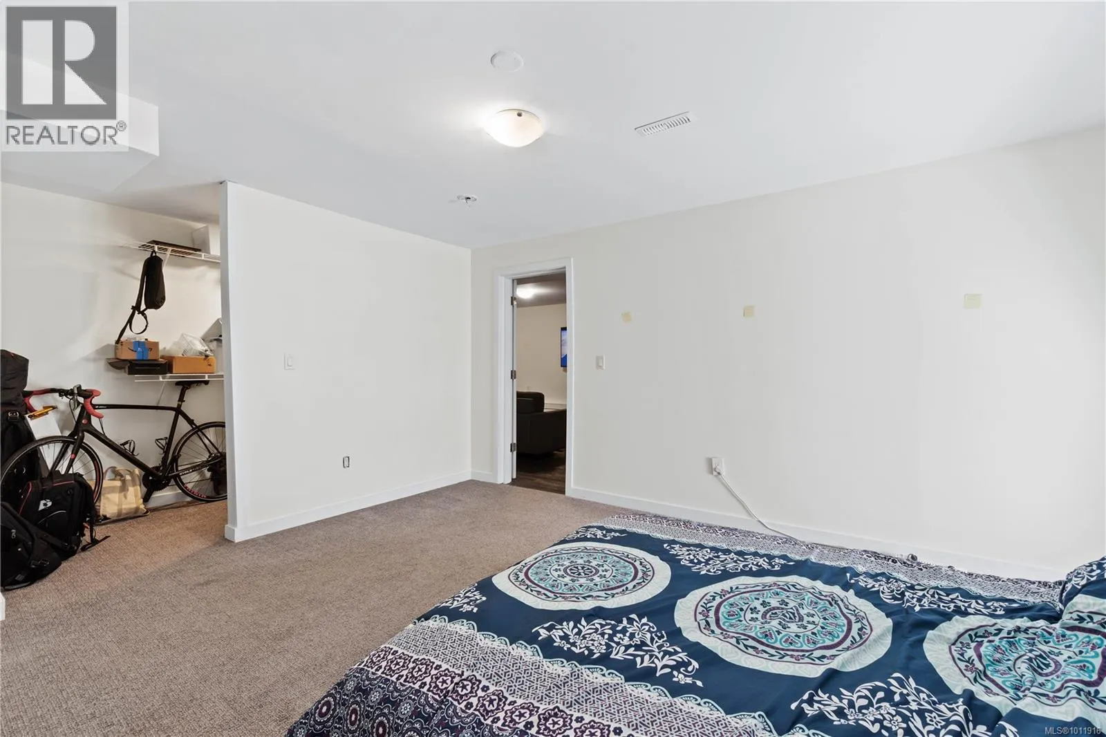 125 Arbutus Cres