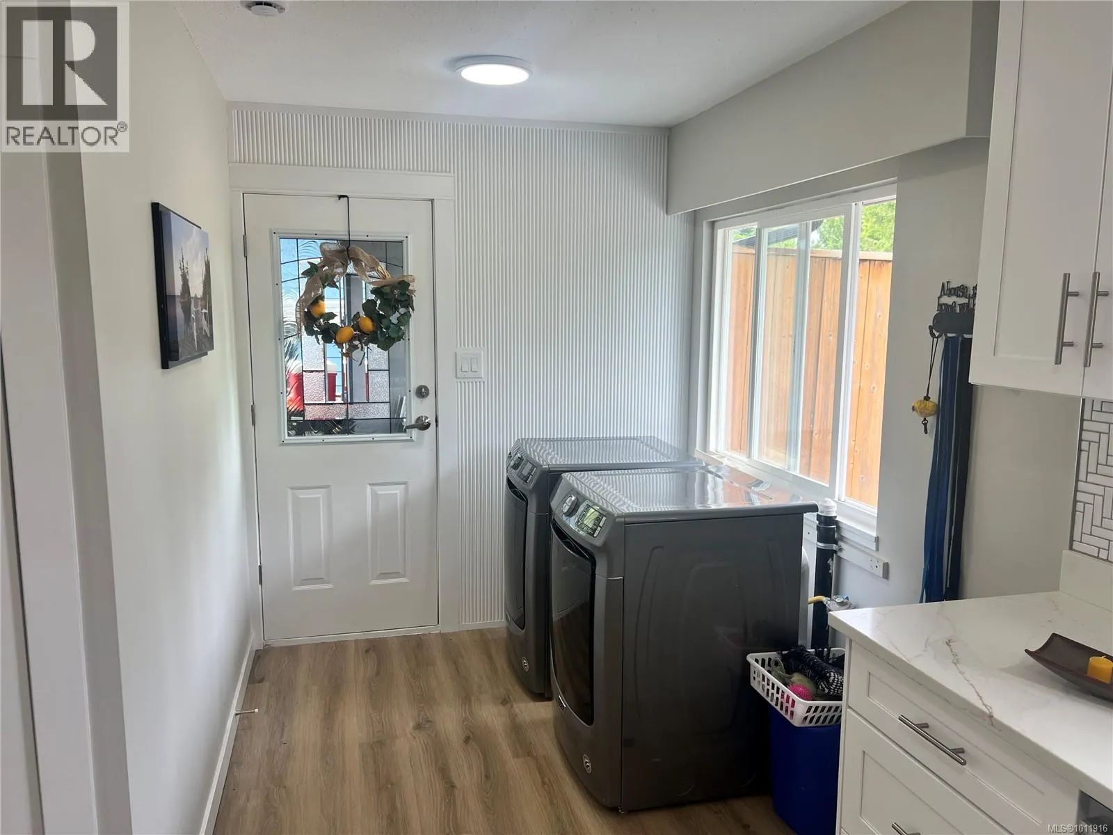 125 Arbutus Cres