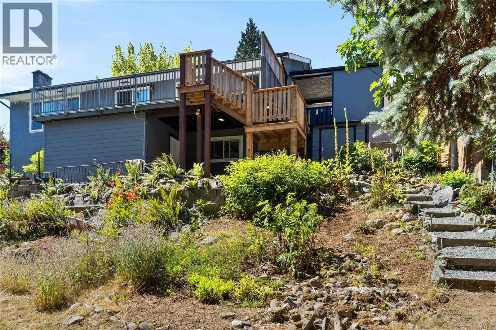 125 Arbutus Cres