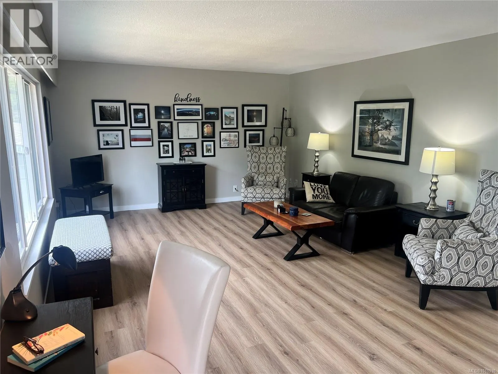 125 Arbutus Cres