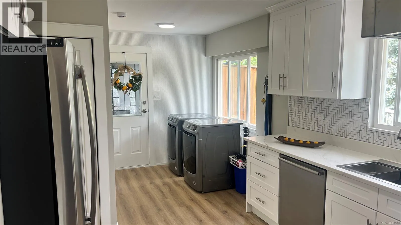 125 Arbutus Cres