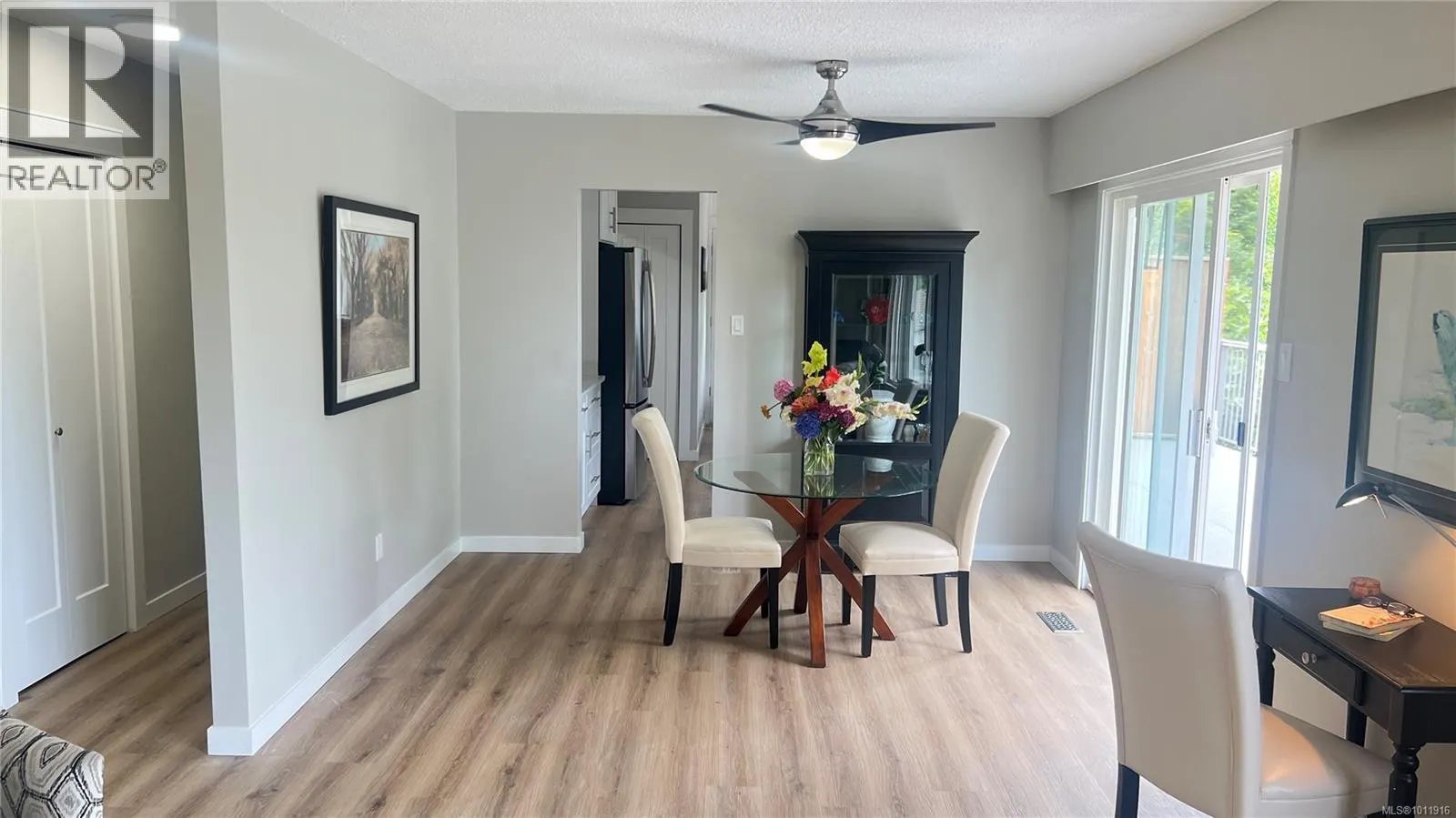 125 Arbutus Cres