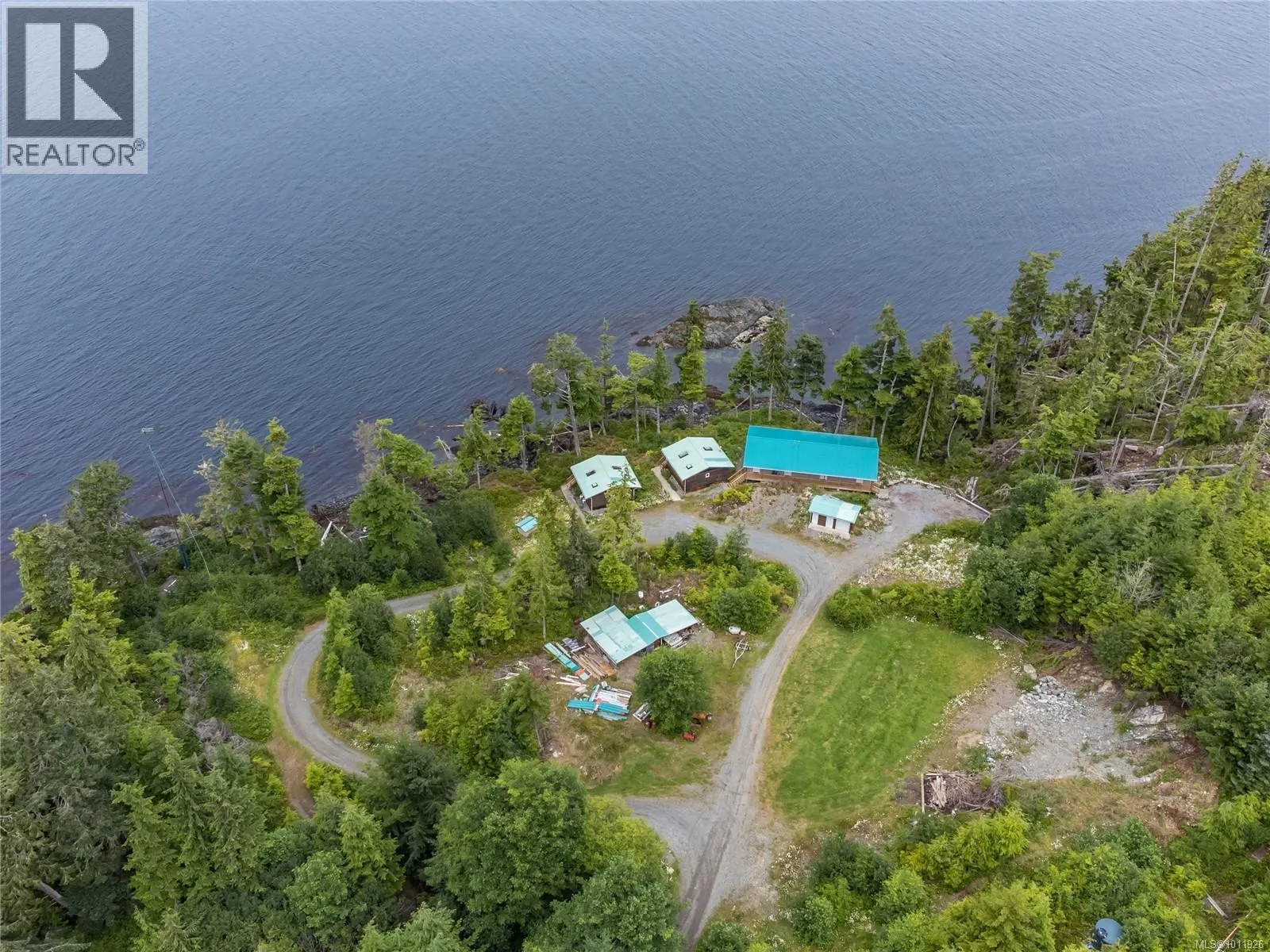 DL2264 Hidden Cove