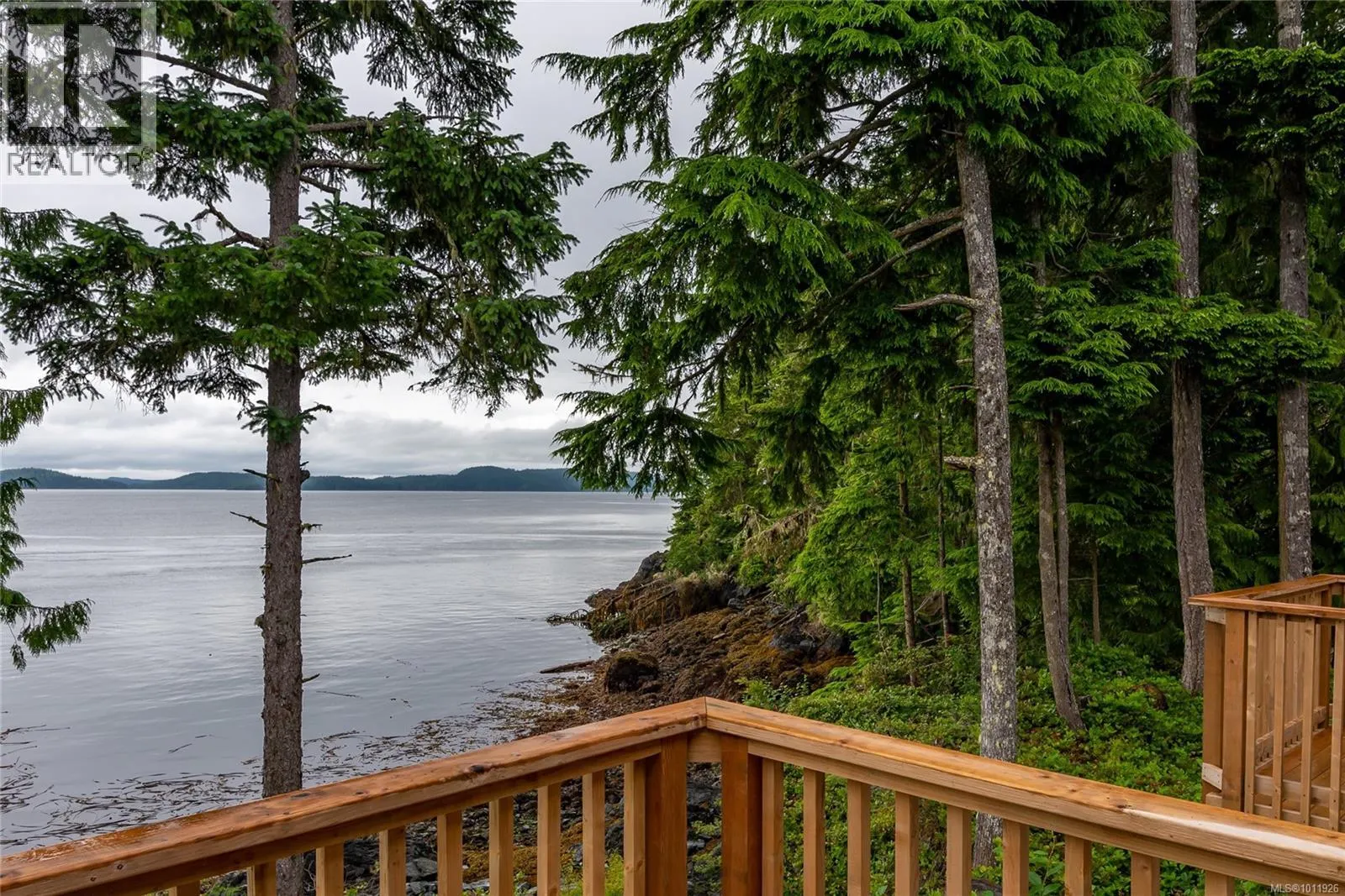 DL2264 Hidden Cove