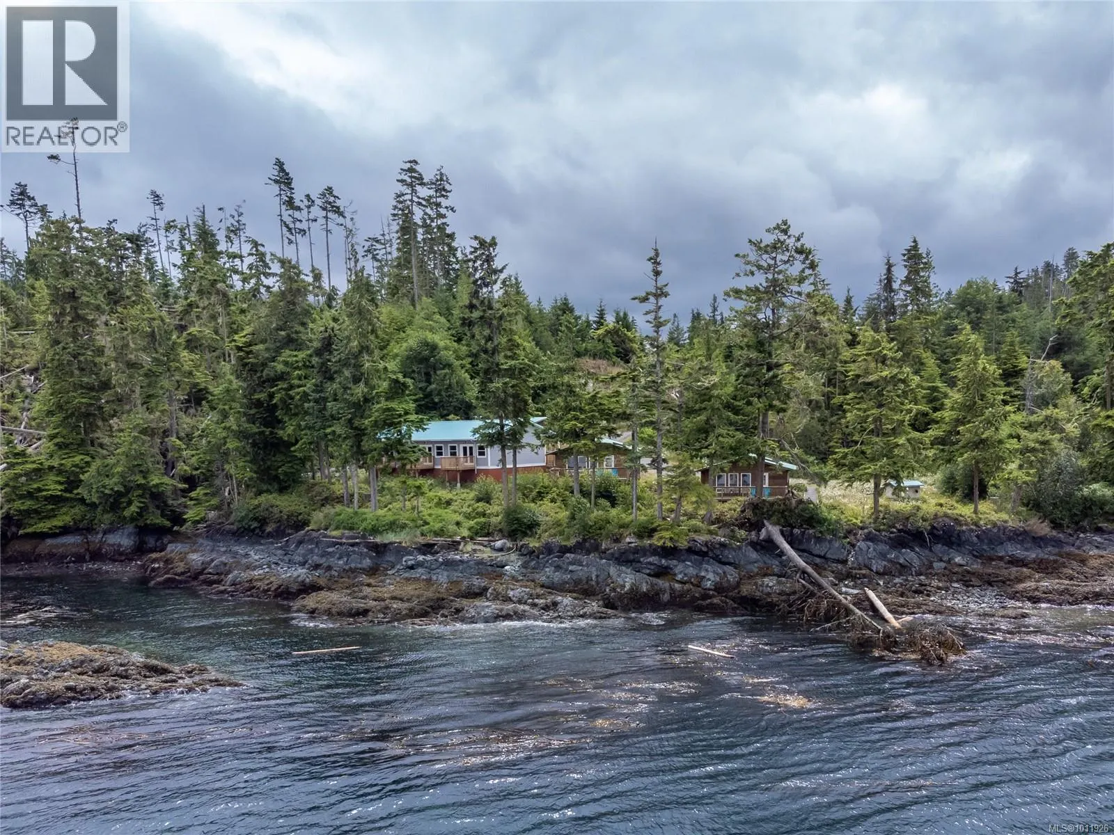 DL2264 Hidden Cove