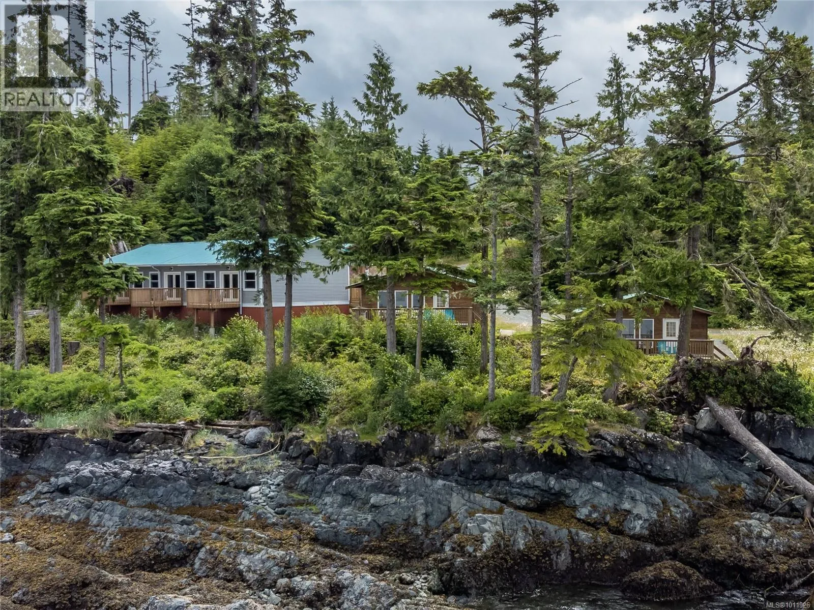 DL2264 Hidden Cove