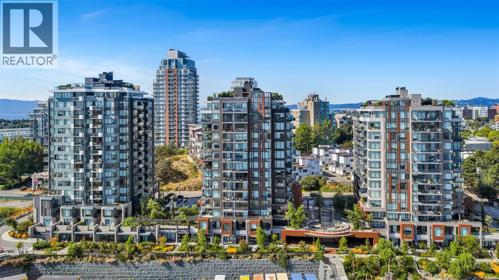 1108 363 Tyee Rd
