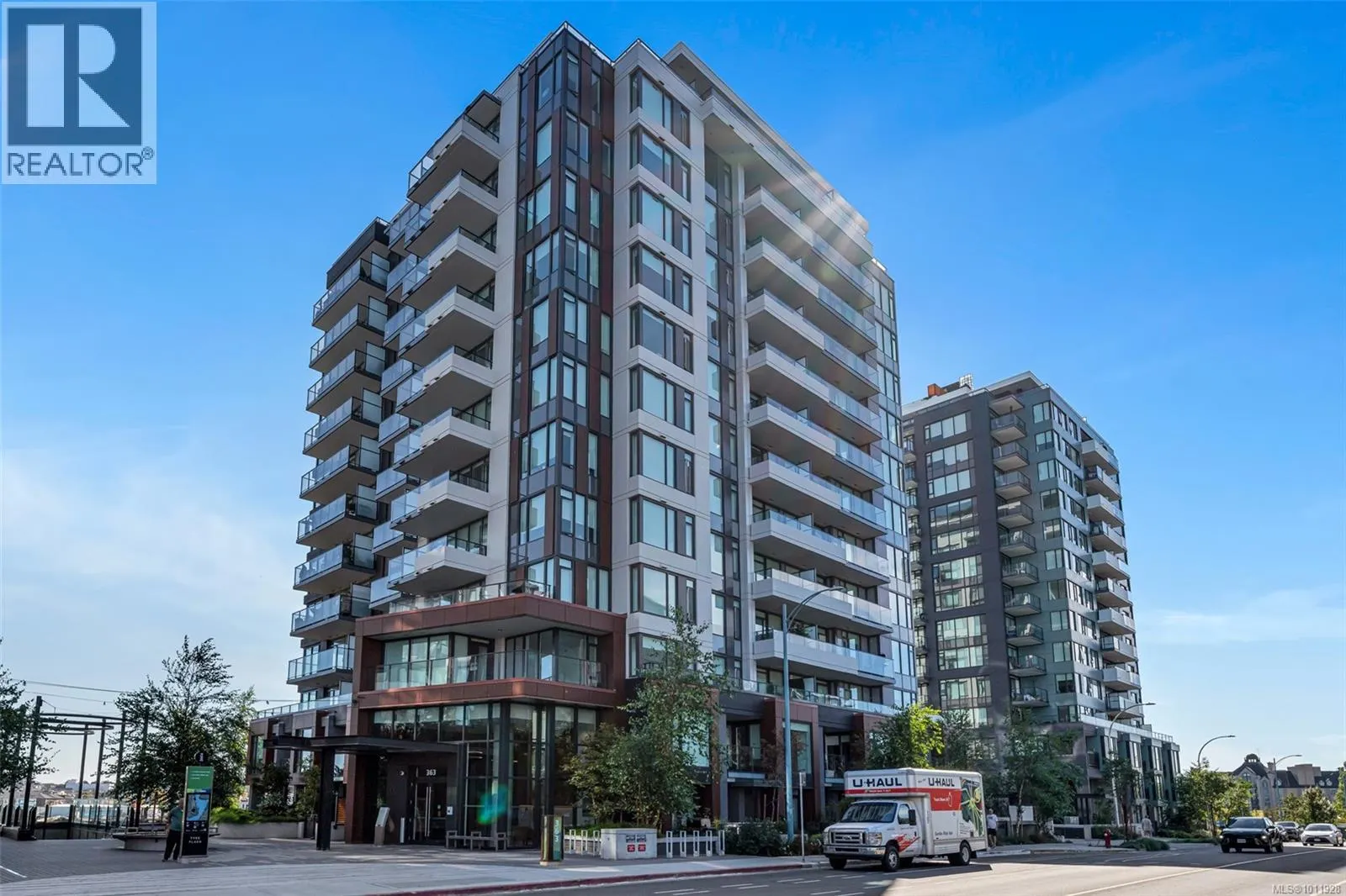 1108 363 Tyee Rd