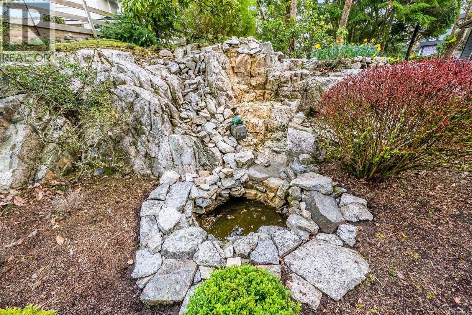 2340 Casey Pl