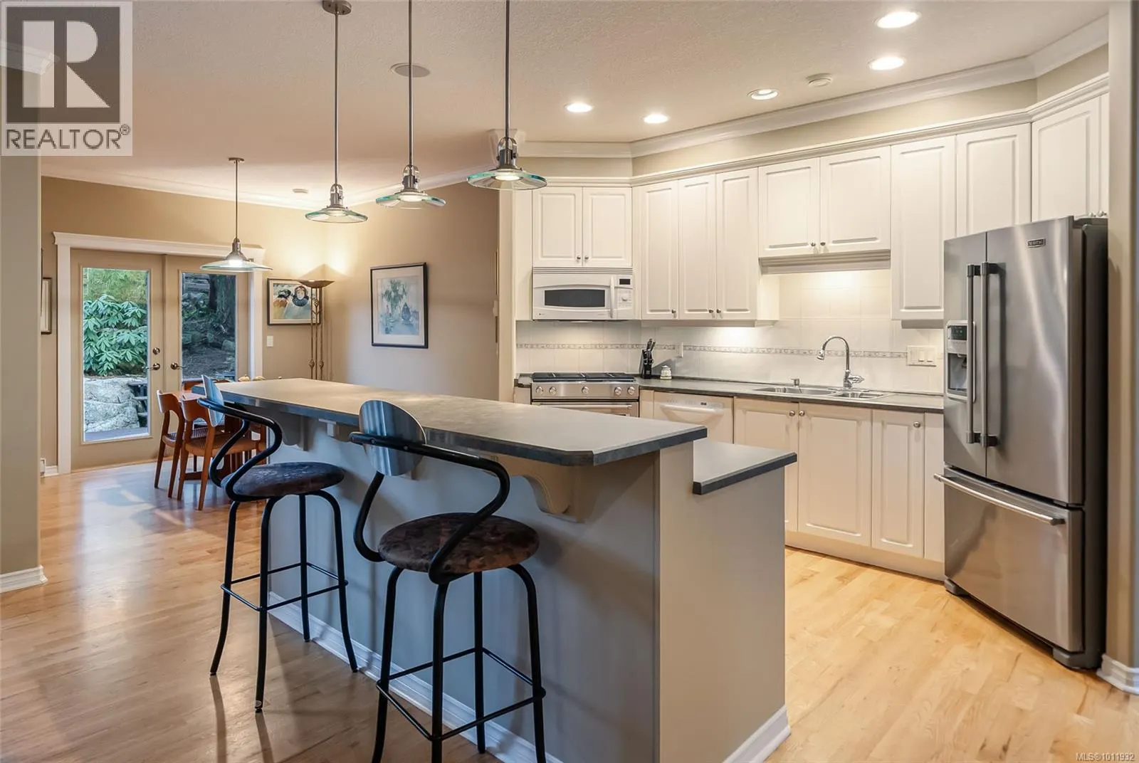 2340 Casey Pl