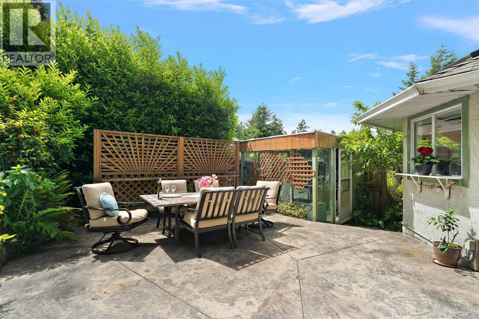 10915 Prentice Pl