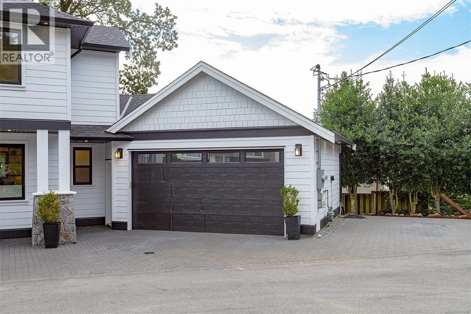 3595 Cedar Hill Rd