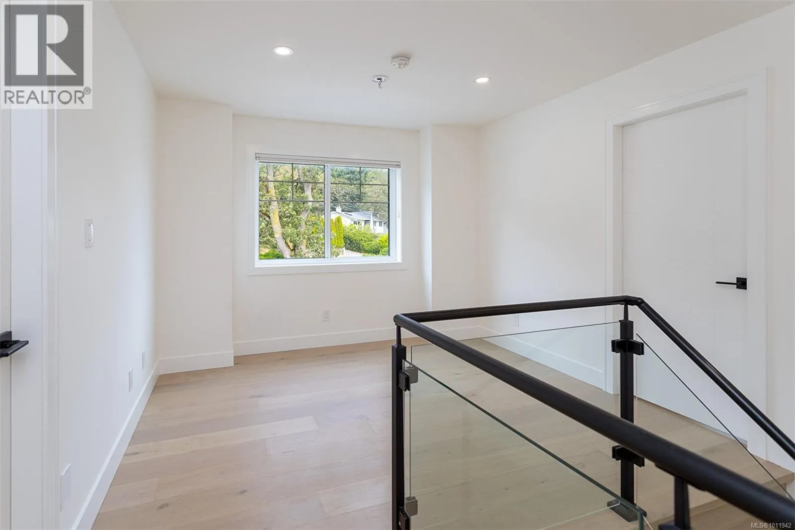 3595 Cedar Hill Rd