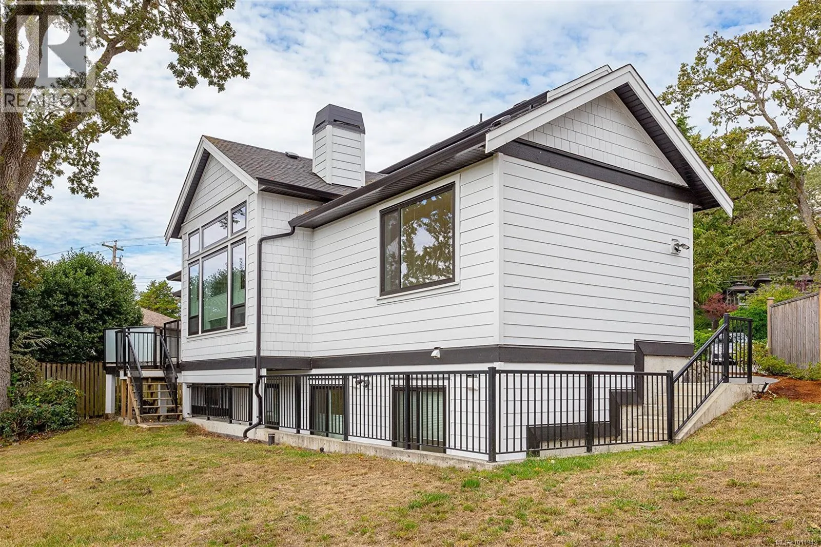 3595 Cedar Hill Rd