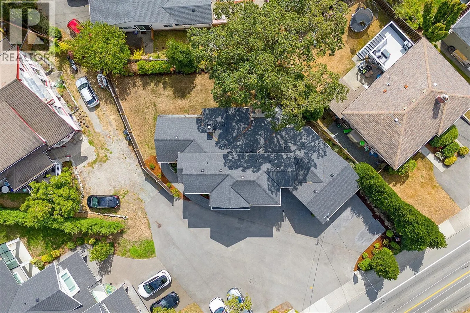 3595 Cedar Hill Rd