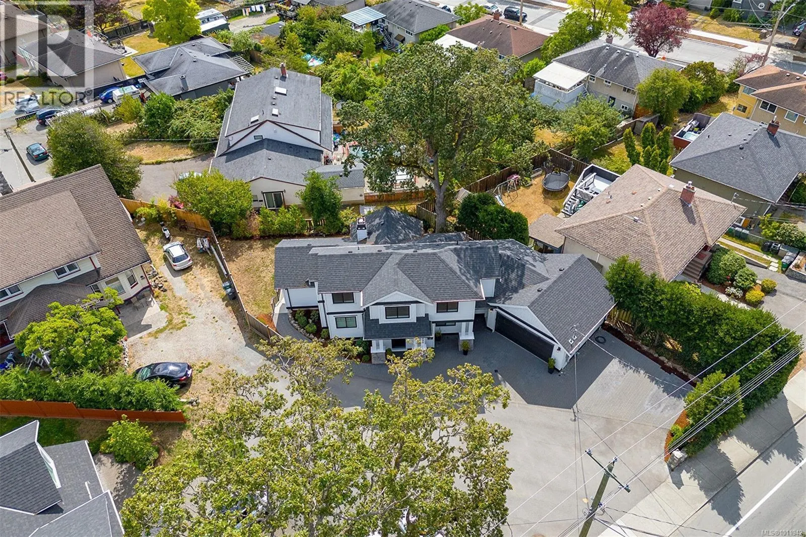 3595 Cedar Hill Rd