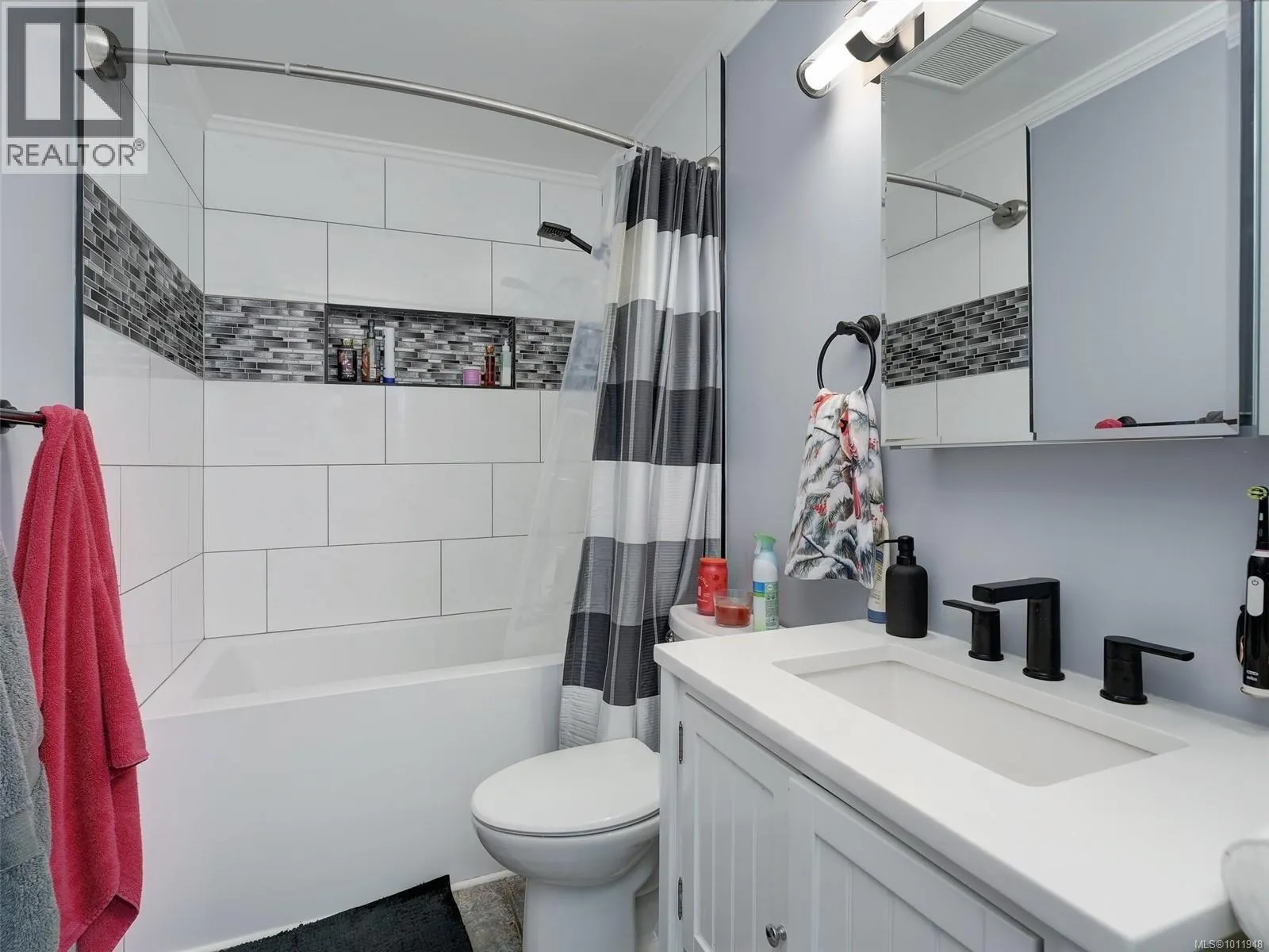 5 6110 Seabroom Rd