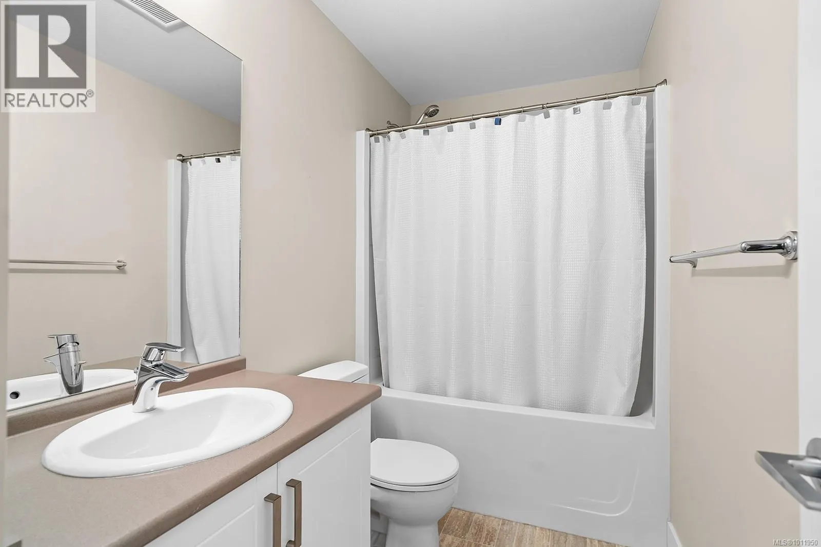 213 4960 Songbird Pl