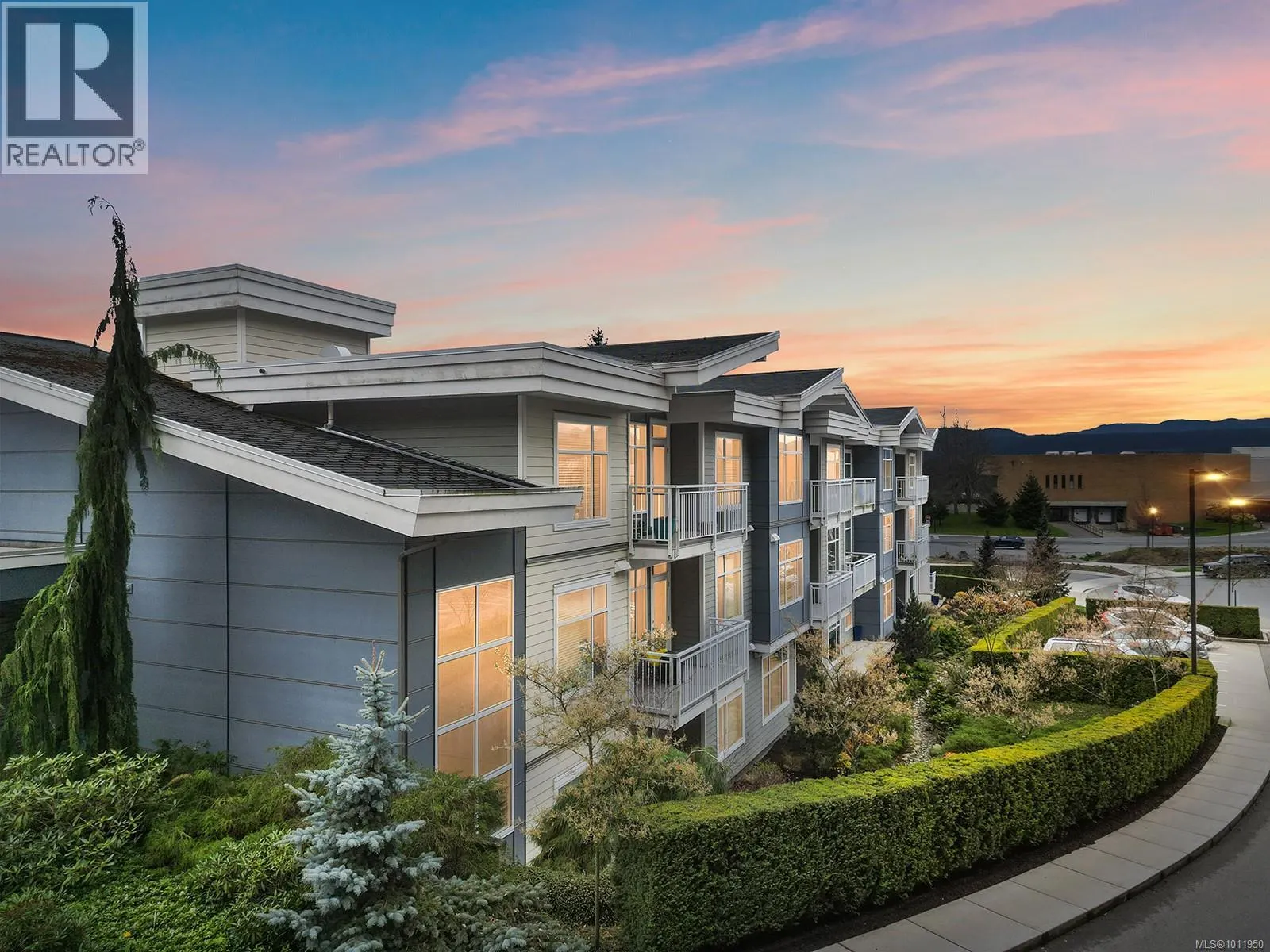 213 4960 Songbird Pl