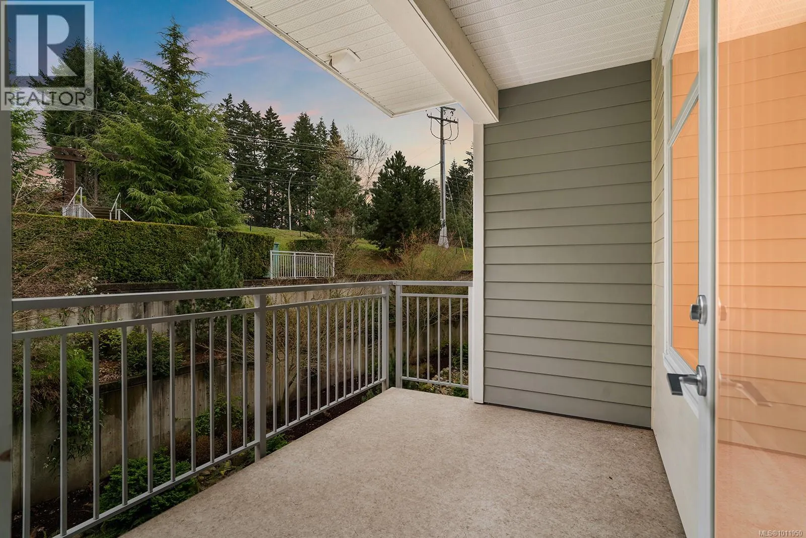 213 4960 Songbird Pl