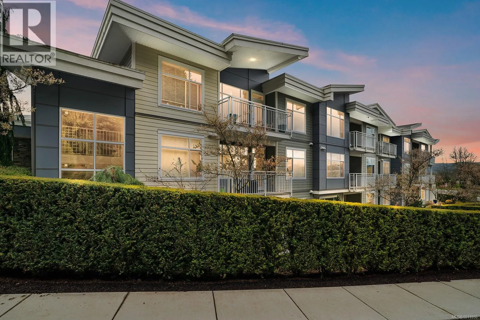 213 4960 Songbird Pl