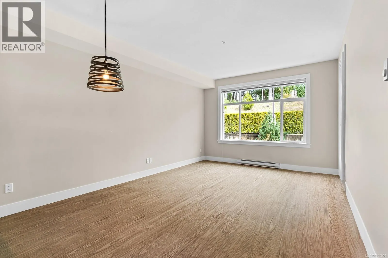 213 4960 Songbird Pl