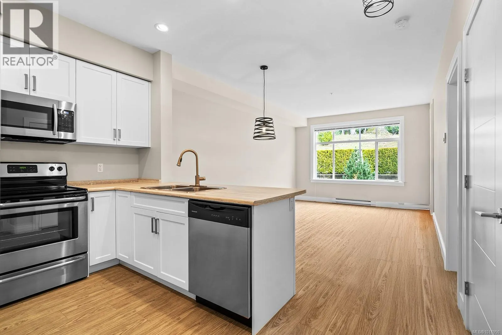 213 4960 Songbird Pl