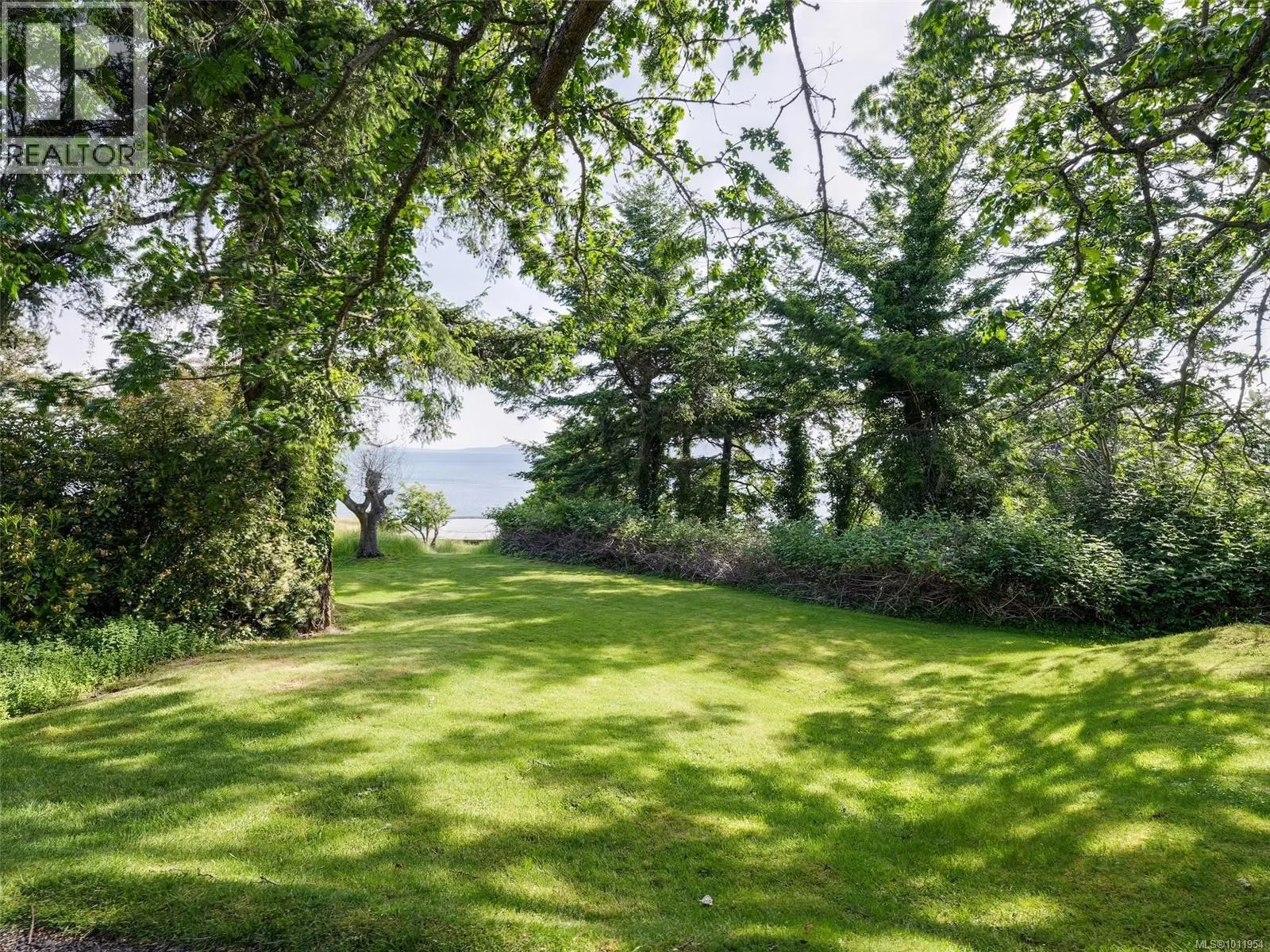 2550 Queenswood Dr