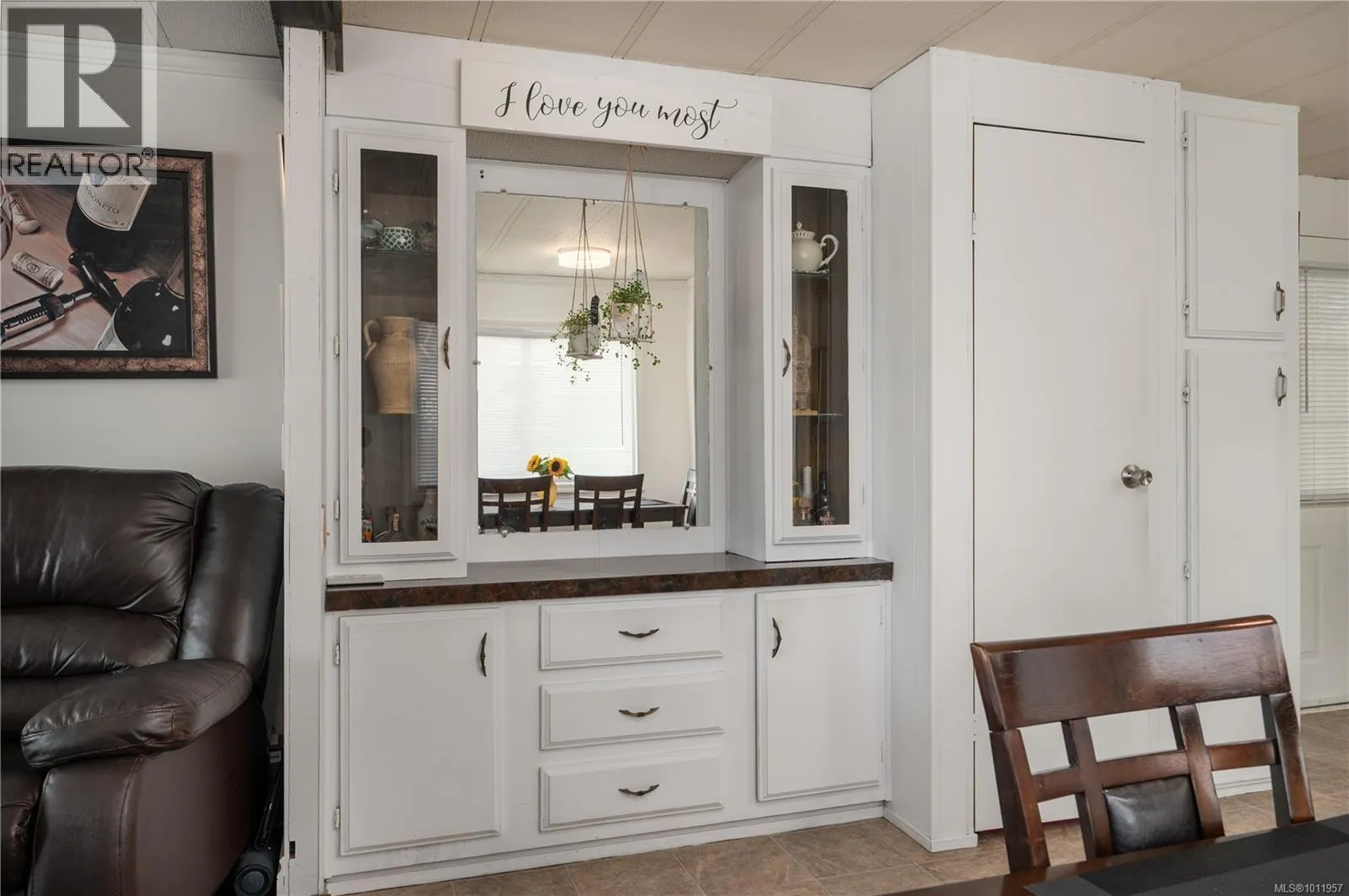 711 Kasba Cir