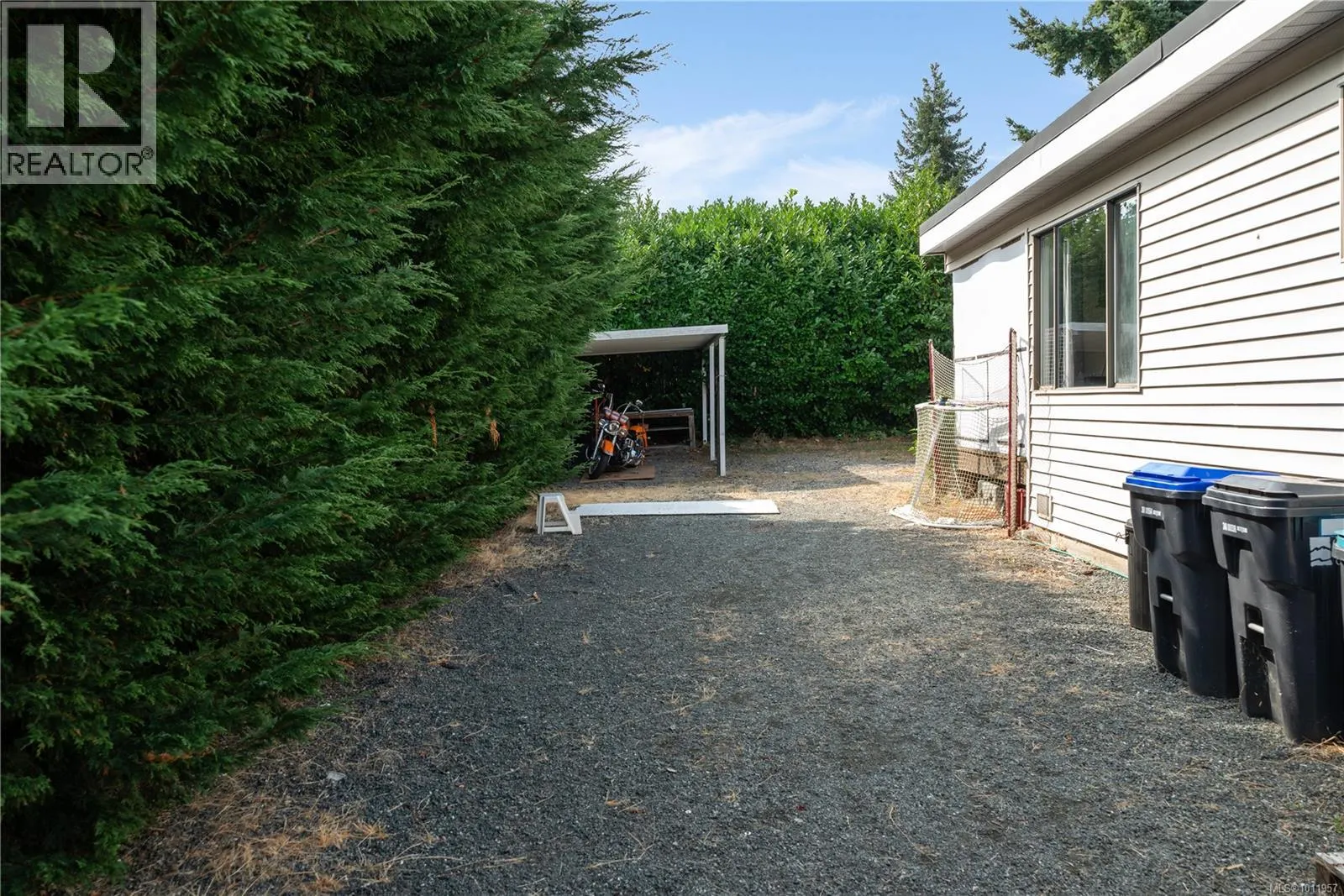 711 Kasba Cir