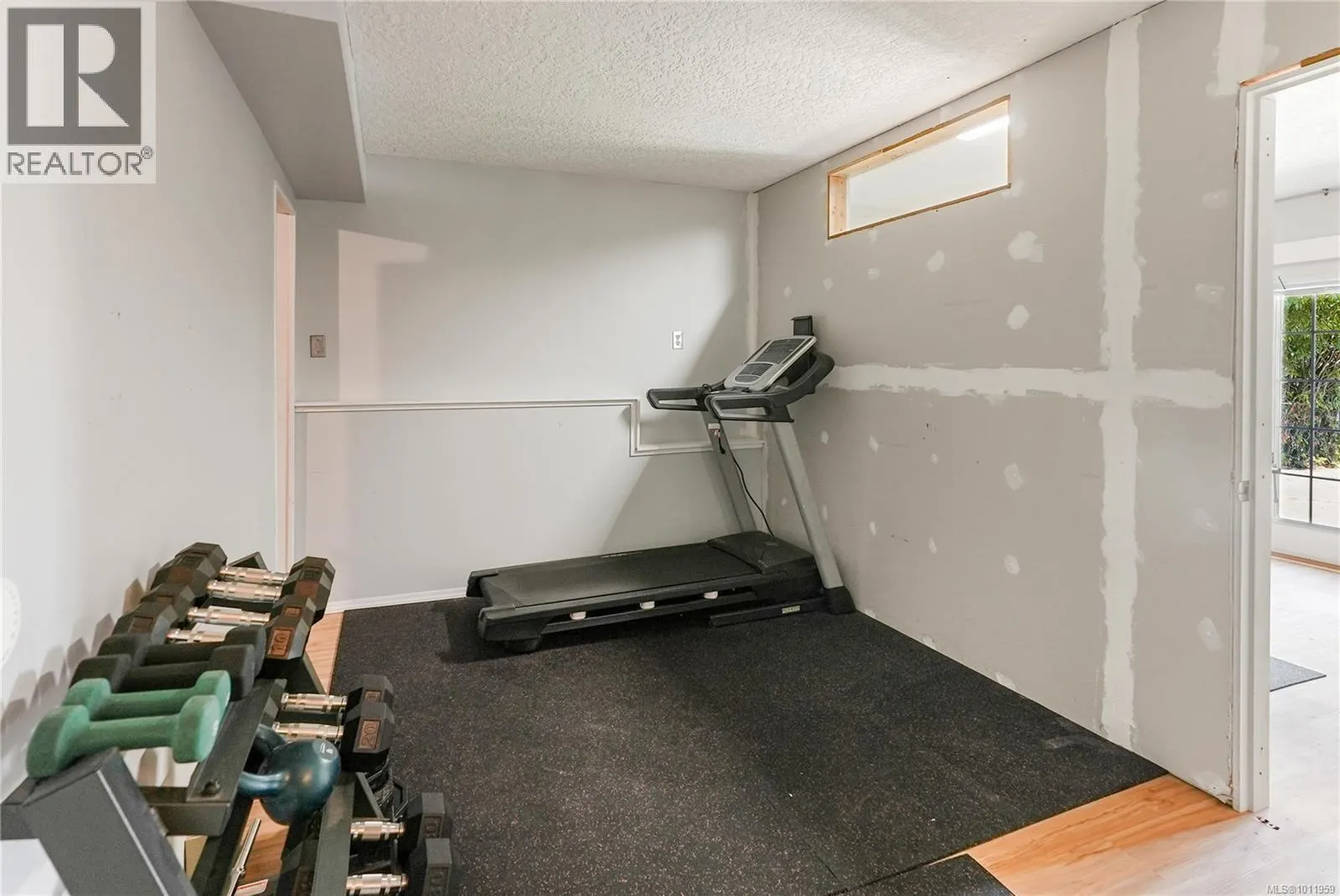3372 Mary Anne Cres