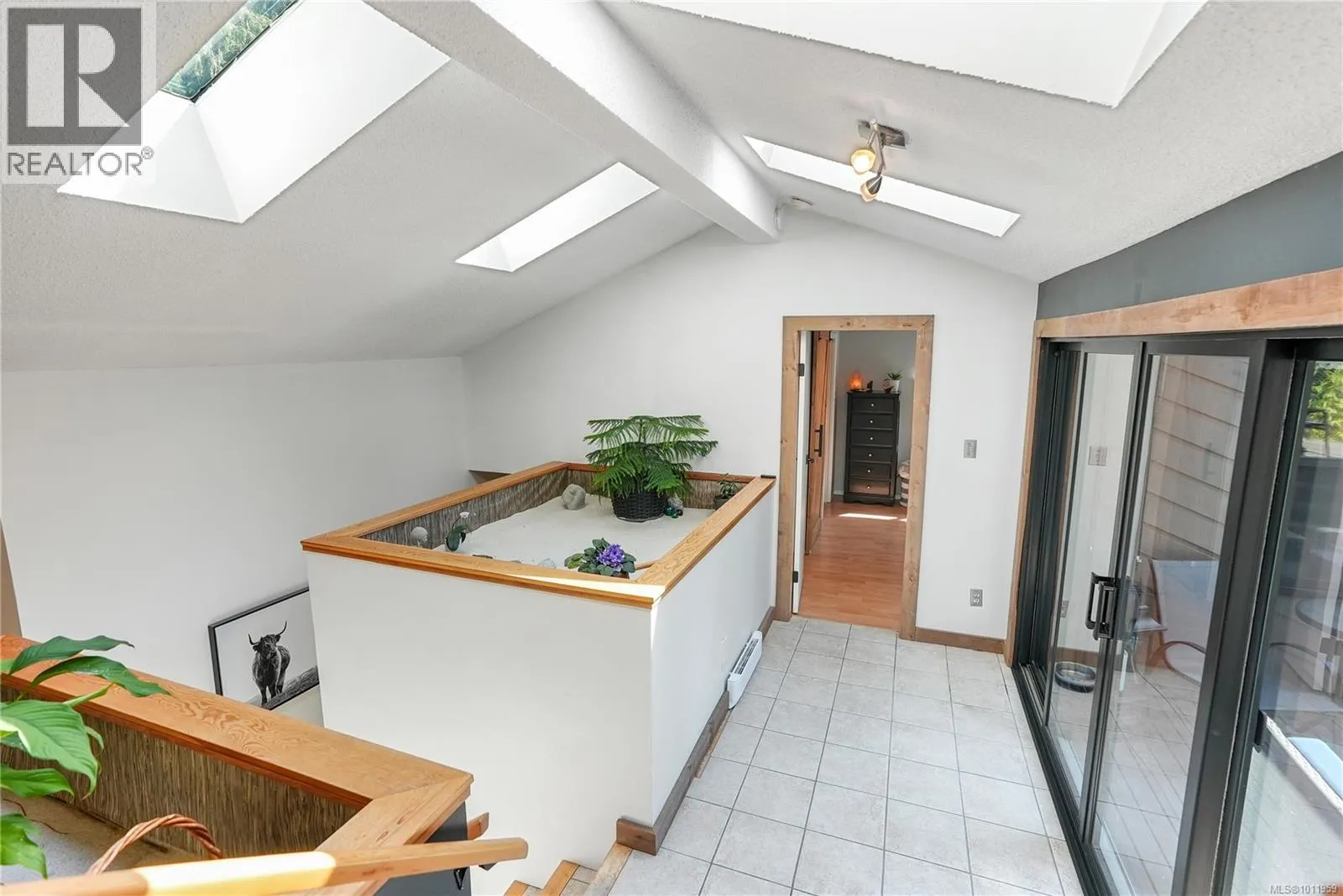 3372 Mary Anne Cres