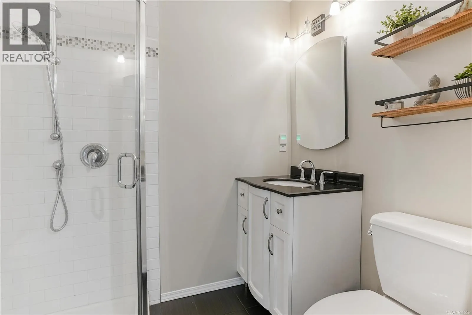 3372 Mary Anne Cres