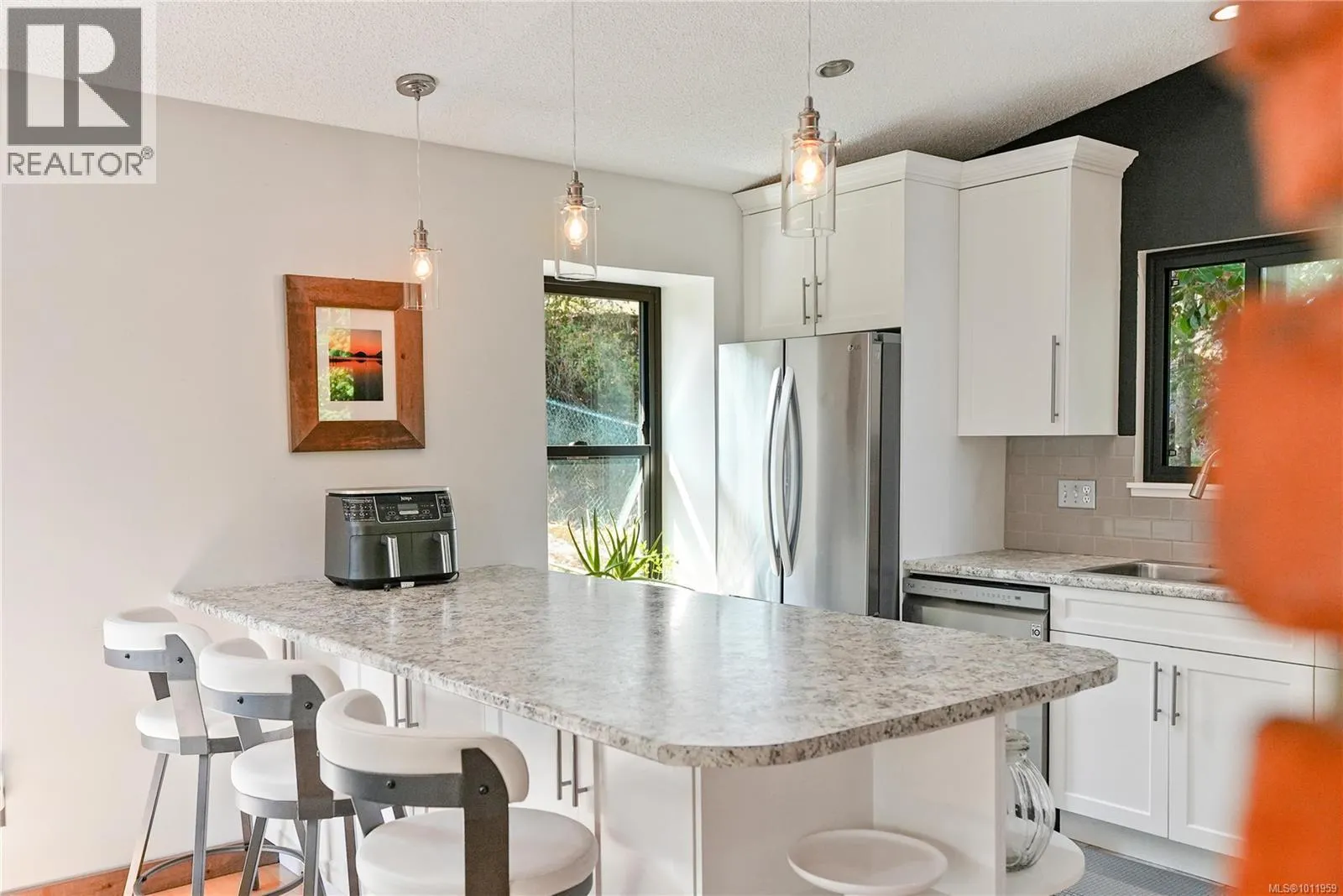 3372 Mary Anne Cres